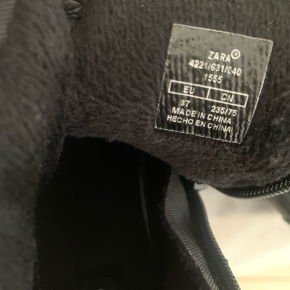 NWOT! Zara kid boots - Picture 6 of 6